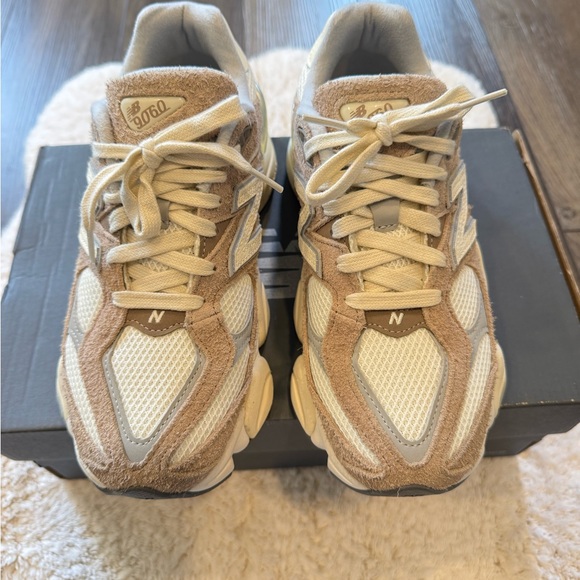 New Balance9060 'Driftwood Stone Pink Sea Salt' - Picture 9 of 13